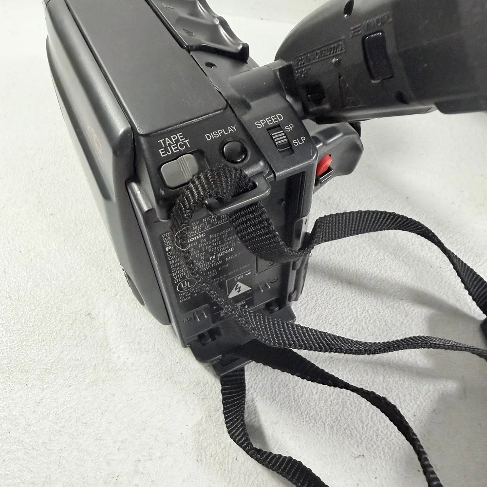 Panasonic Palmcorder IQ PV-IQ244D VHS-C Camcorder Video Camera Tested Working